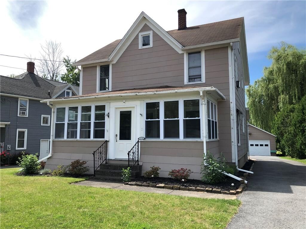 Property Photo:  1332 Waterloo Geneva Road  NY 13165 