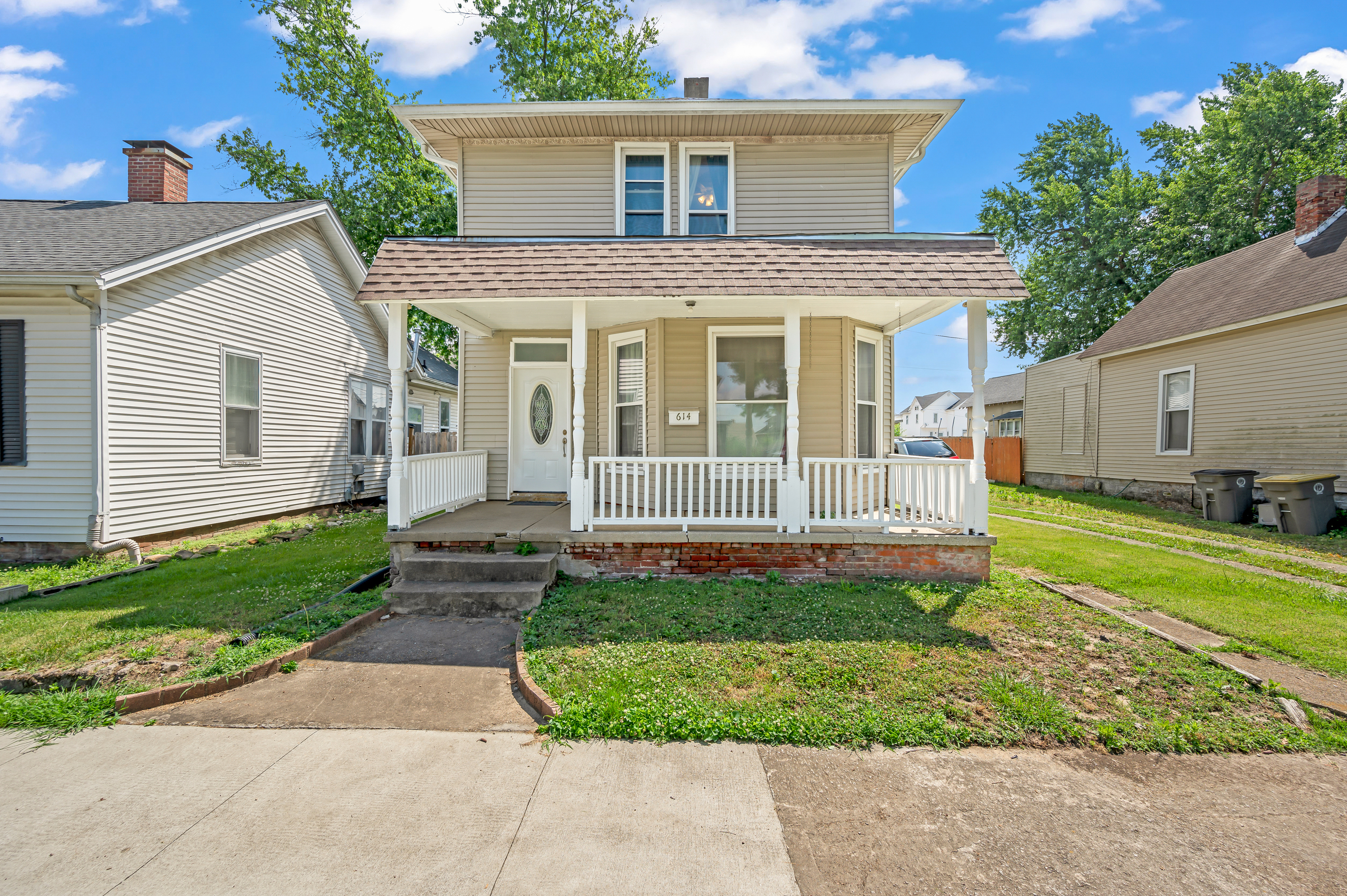 Property Photo: 614 N Chestnut Street IN 47274