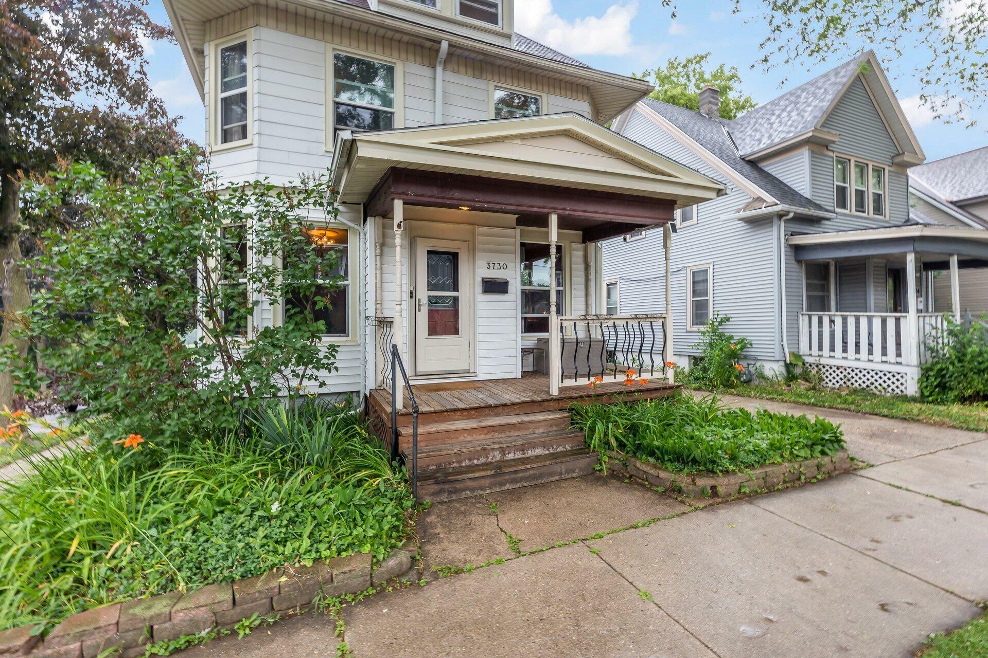 Property Photo:  3730 W Mt Vernon Ave  WI 53208 