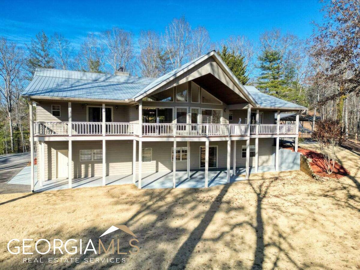 Property Photo: 780 Crooked Creek Conn GA 30582