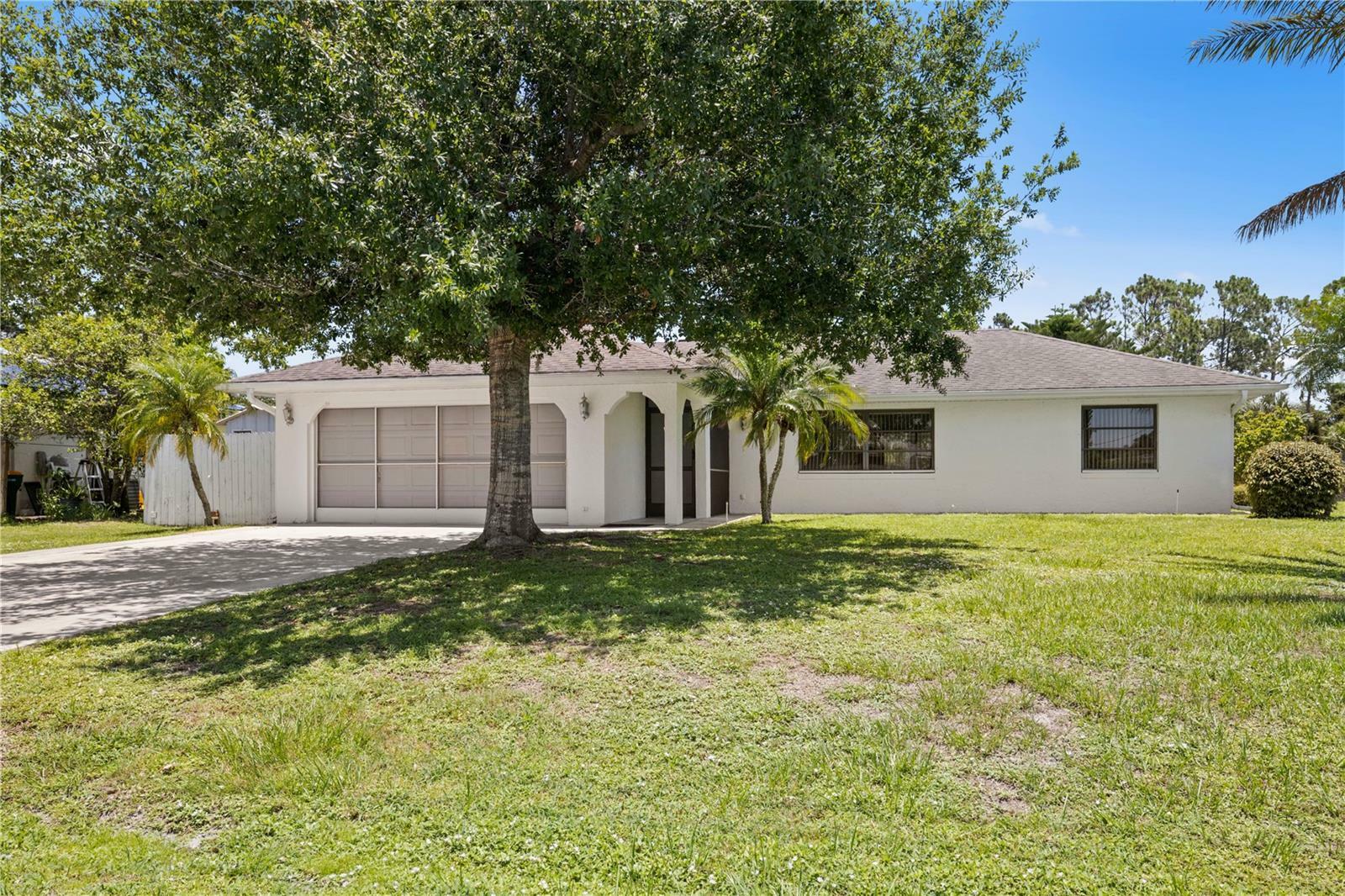 Property Photo:  1128 Inverness Street  FL 33952 