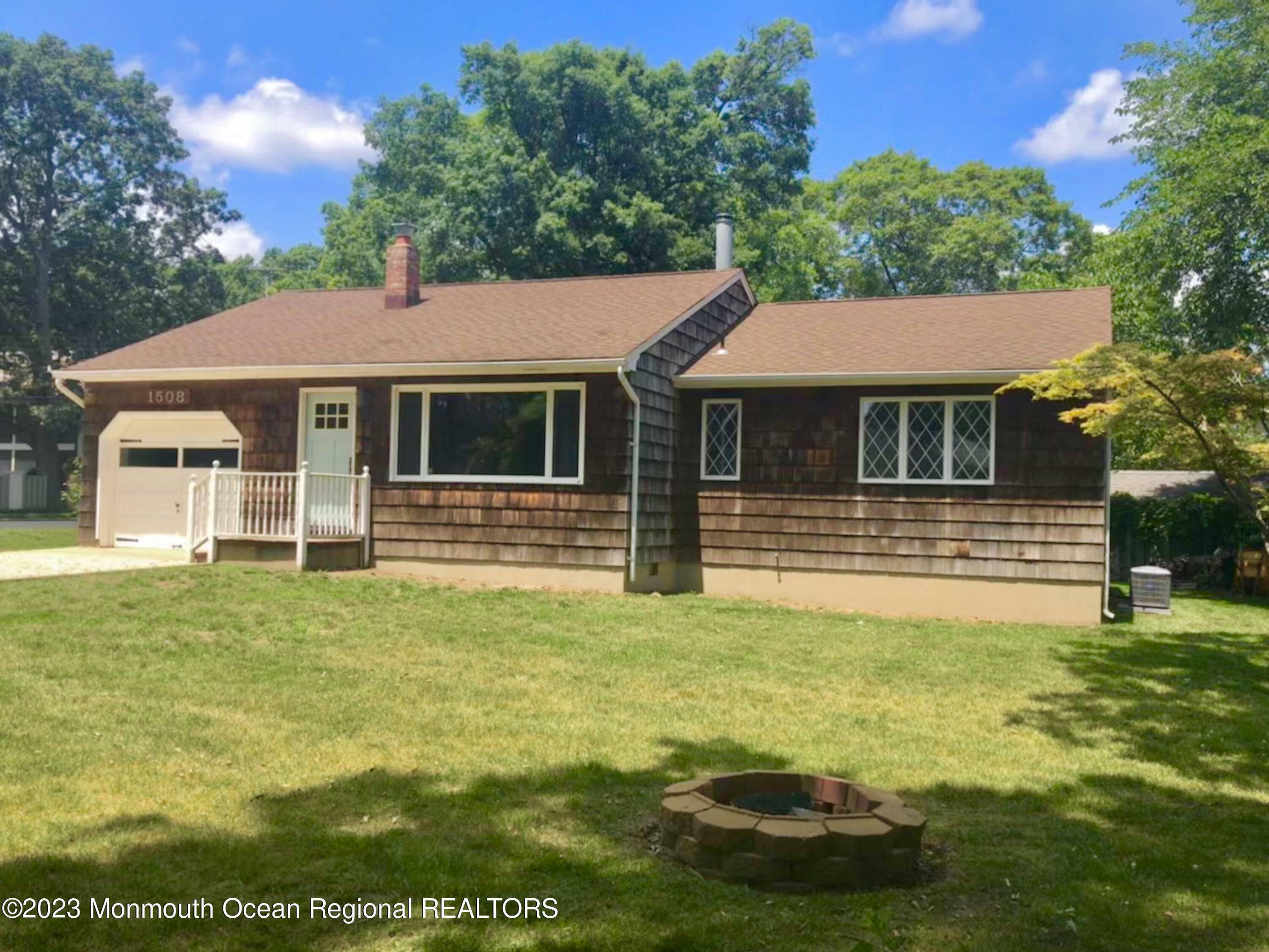 Property Photo:  1508 Hulse Road  NJ 08742 