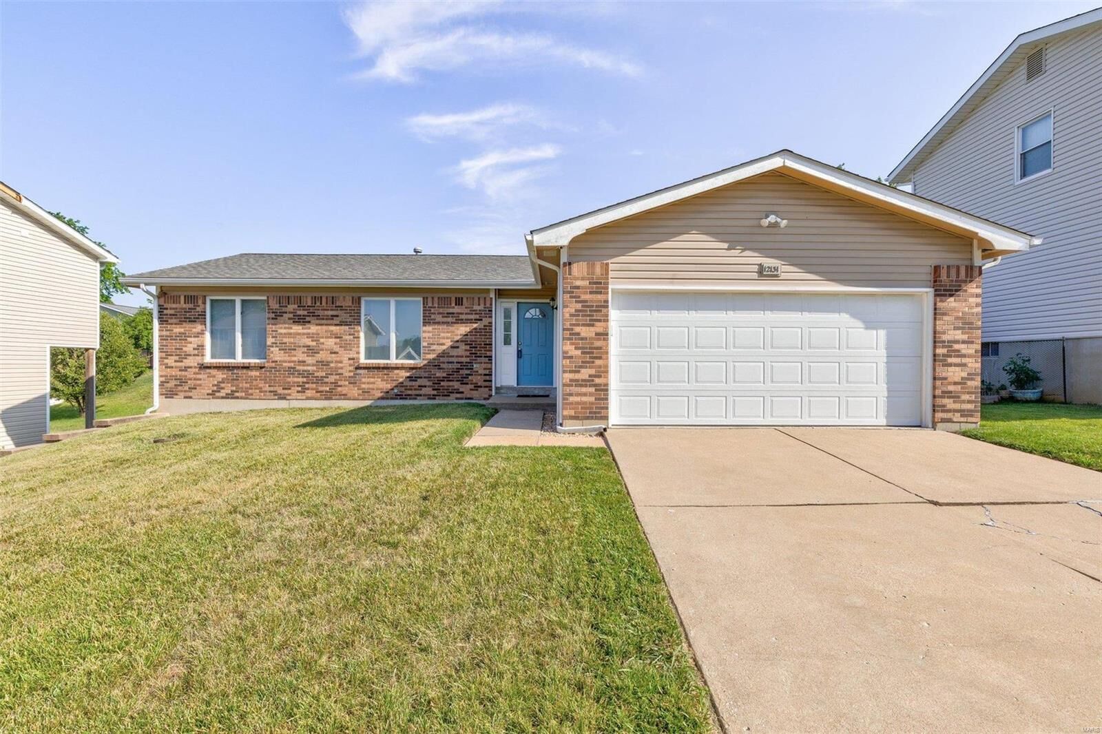 Property Photo: 12131 Beckford Estates Drive MO 63043