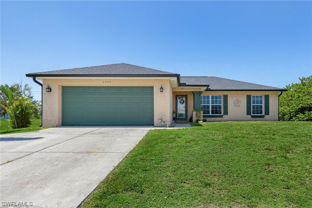 Property Photo: 1939 Kismet Parkway E FL 33909