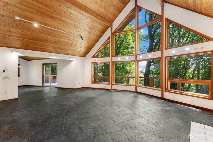 Property Photo: 10809 169th Avenue SE WA 98059