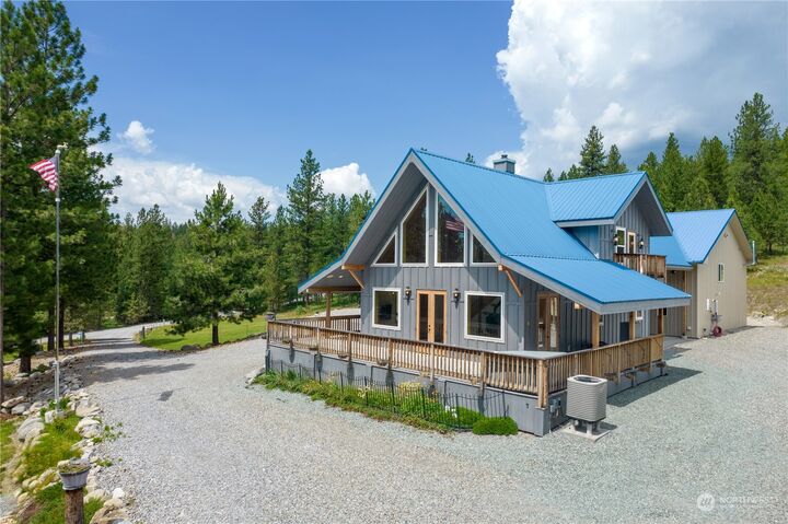 Property Photo: 15 Stage Coach Trail WA 98849