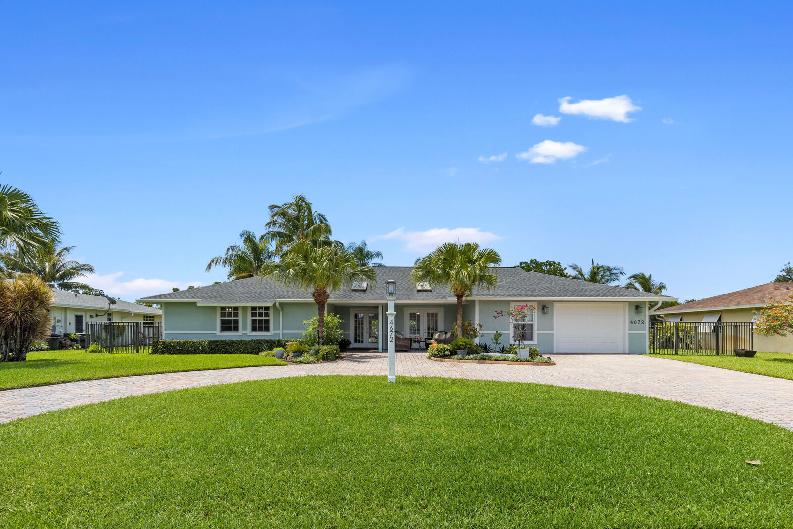 Property Photo:  4672 Palo Verde Drive  FL 33436 