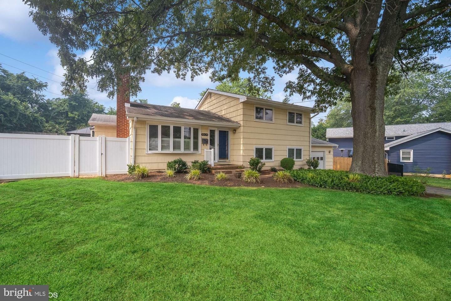 Property Photo: 1609 Cedar Park Road MD 21401