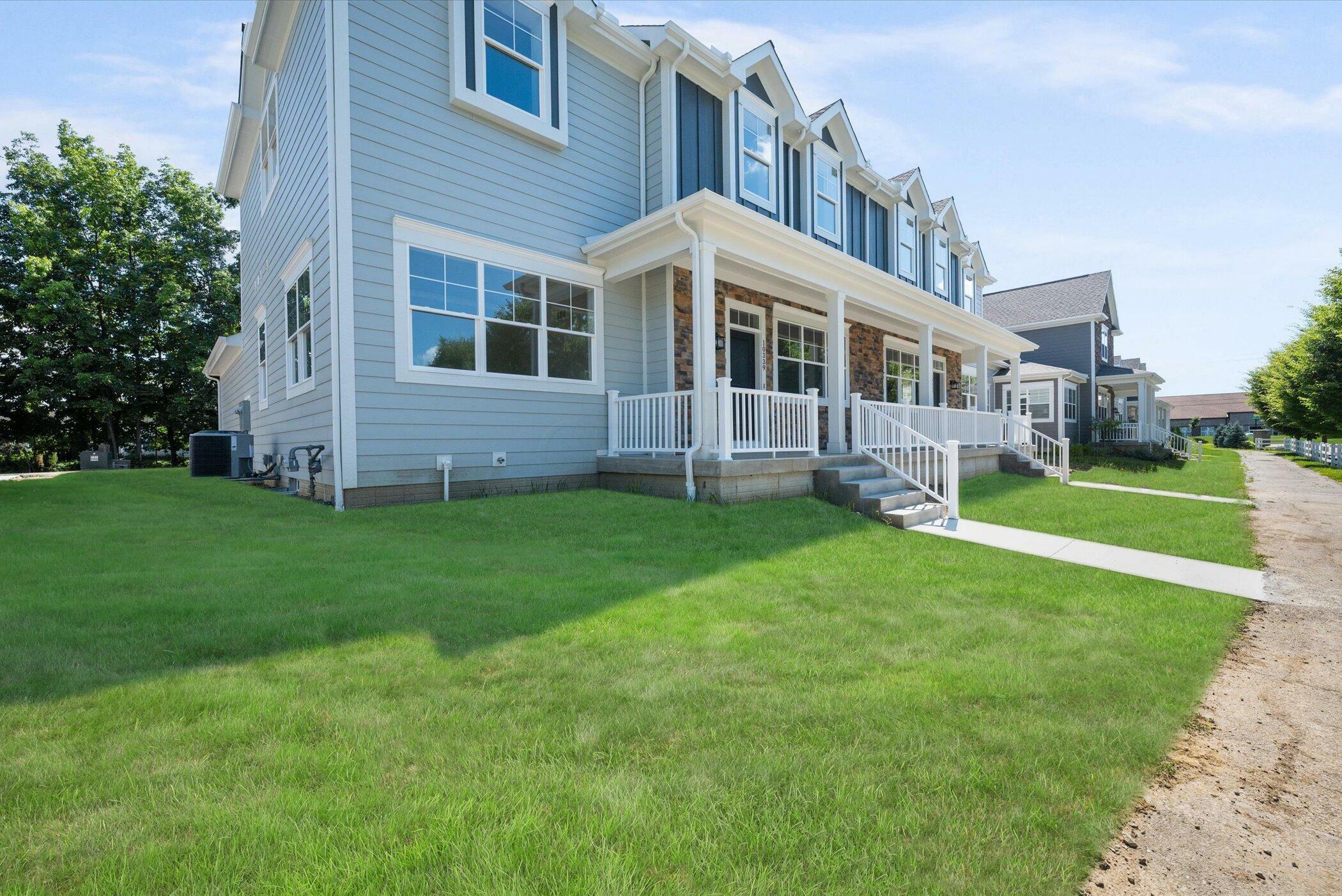 Property Photo: 10339 Sawmill Road OH 43065