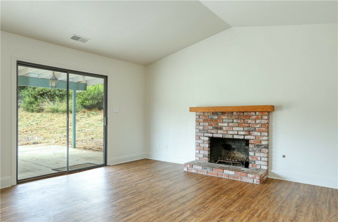 Property Photo:  680 Camino Del Rey  CA 93420 