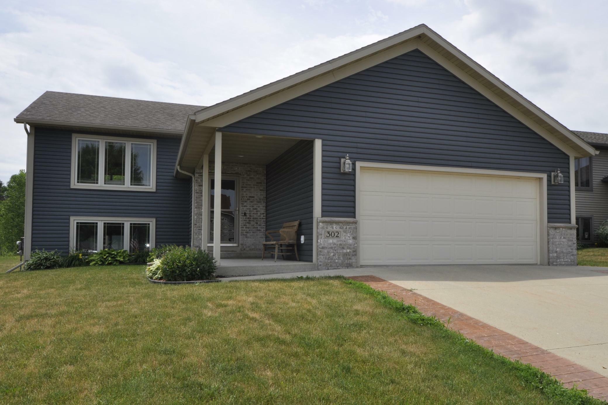 Property Photo:  302 Luella Place NE  MN 55976 