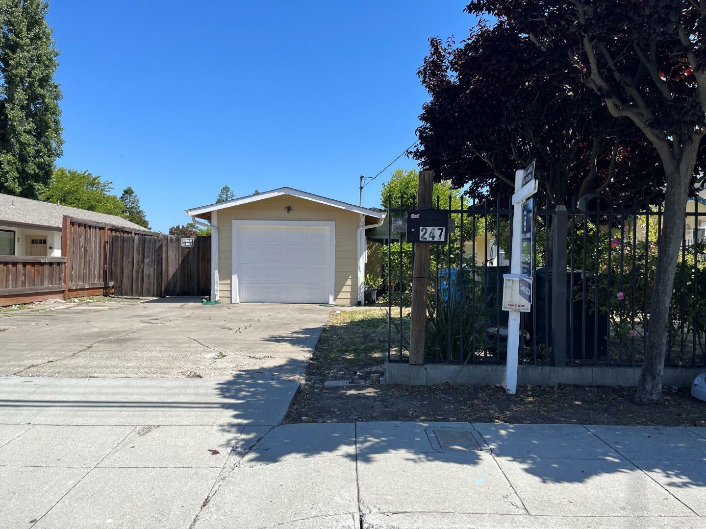 Property Photo: 247 Terminal Avenue CA 94025