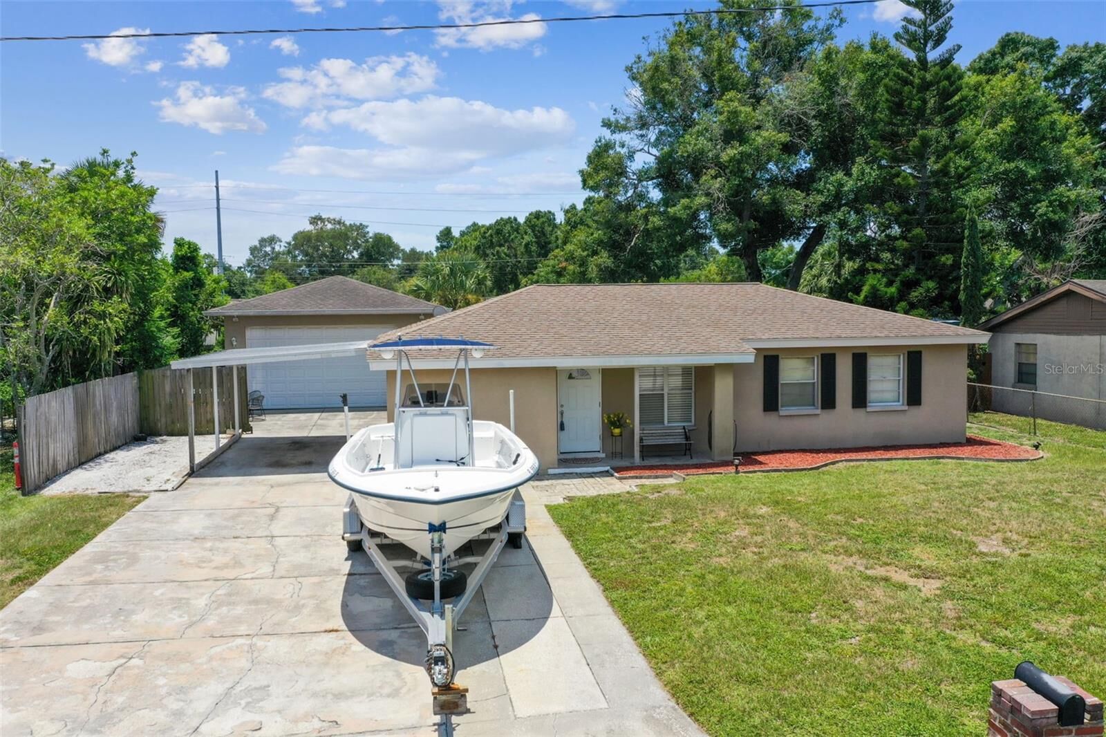 Property Photo:  4010 W Leila Avenue  FL 33616 