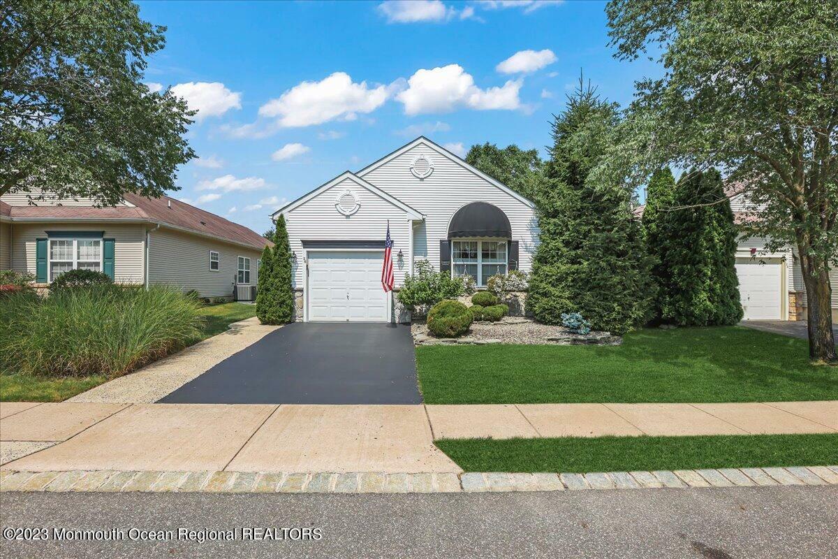 Property Photo: 26 Saxony Circle NJ 08759