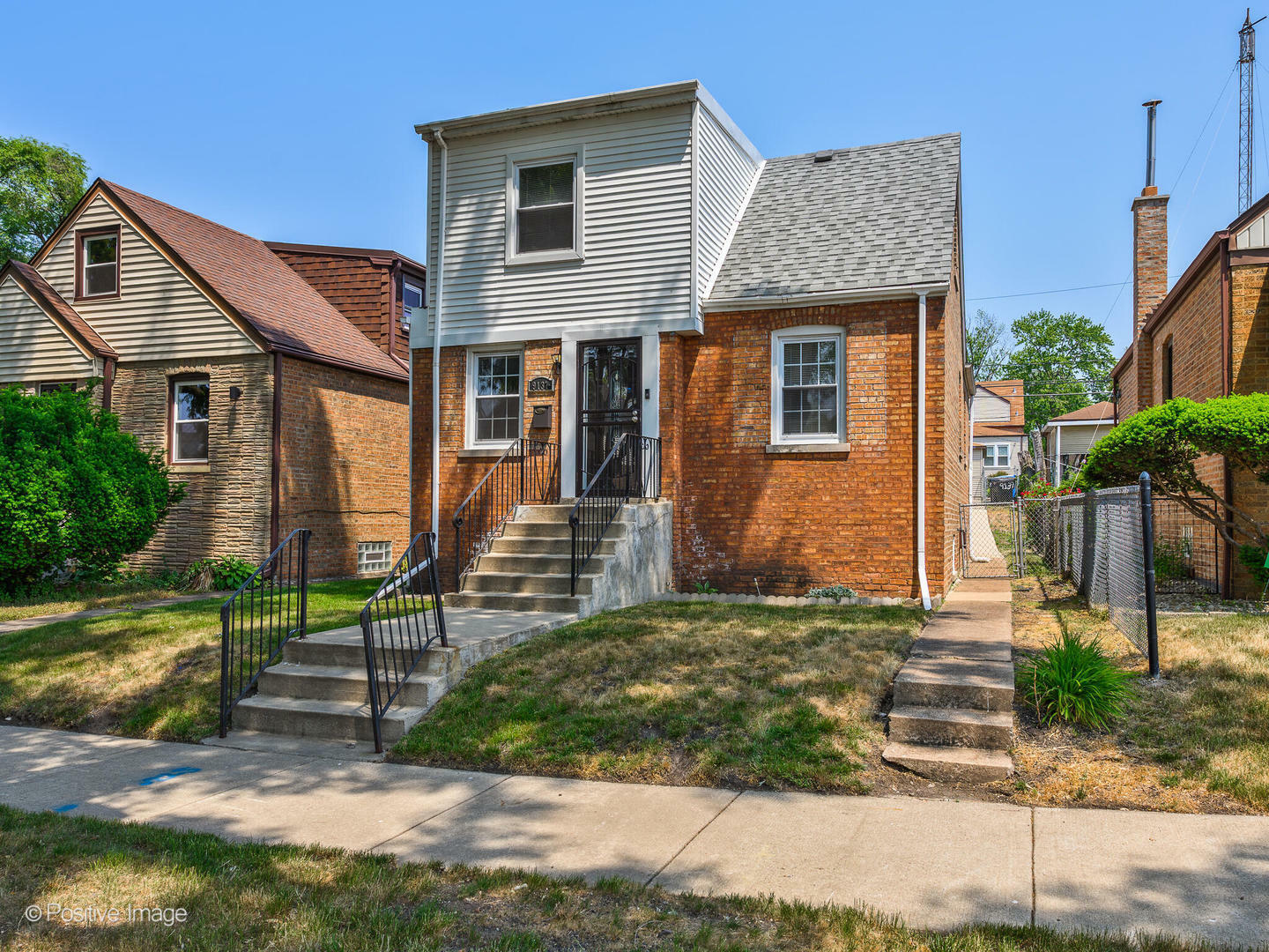 Property Photo: 9137 S Paxton Avenue IL 60617