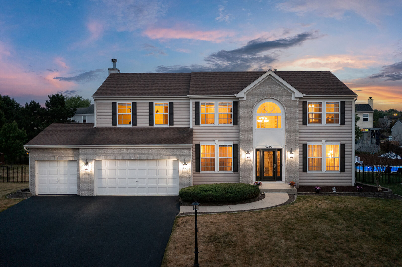 Property Photo: 14059 Hunt Club Lane IL 60544