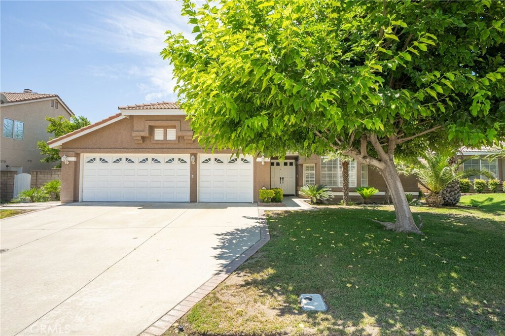 Property Photo:  2723 La Morada Drive  CA 92377 