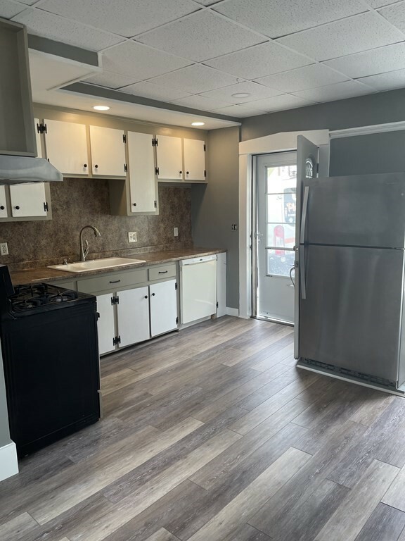 Property Photo: 5 Tremont Street 1 F MA 01844