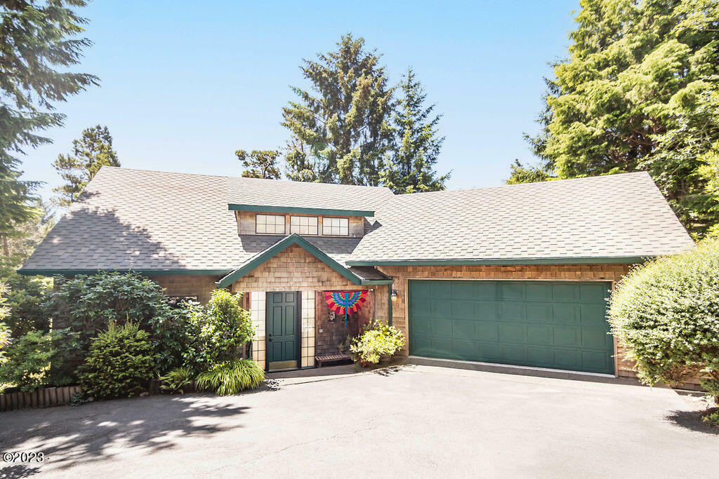 Property Photo:  117 Salishan Drive  OR 97388 