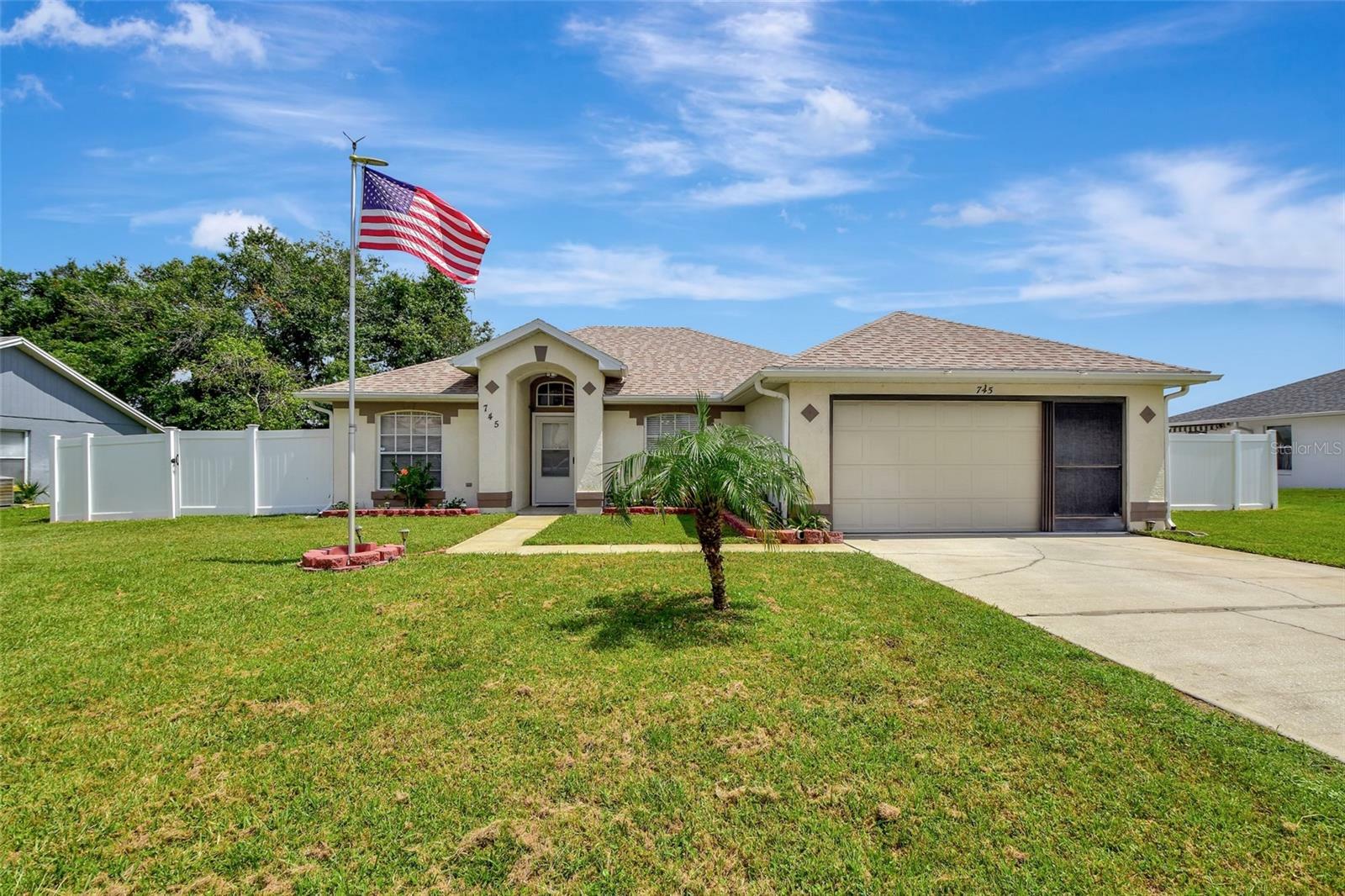 Property Photo: 745 Independence Drive FL 32763