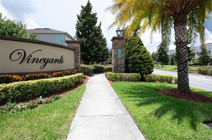 Property Photo: 13760 Calera Aly FL 34786