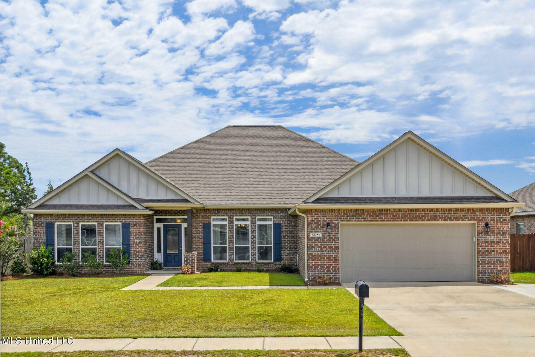 6694 Sugarcane Circle  Ocean Springs MS 39564 photo