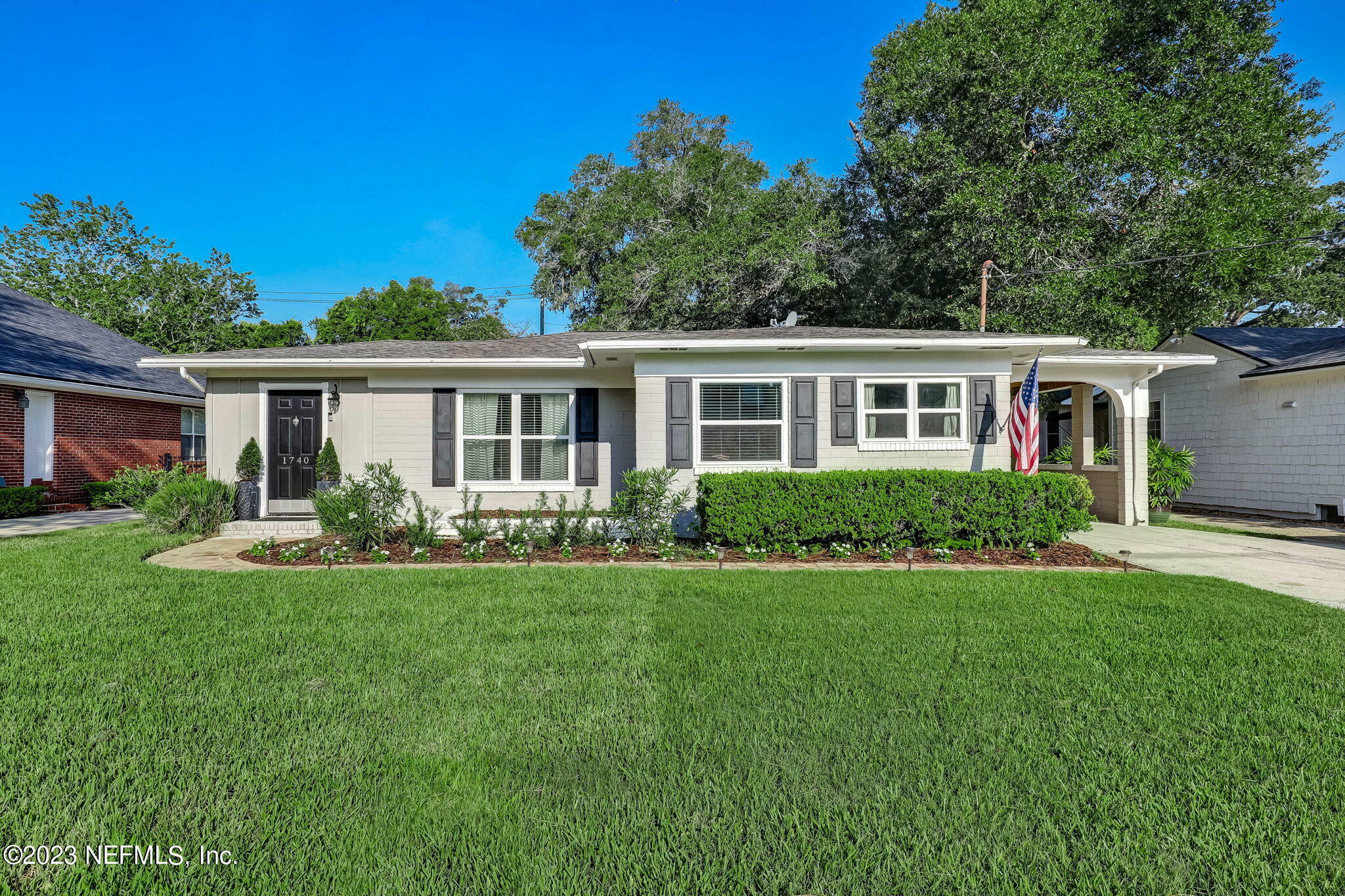 Property Photo:  1740 Mayview Road  FL 32210 