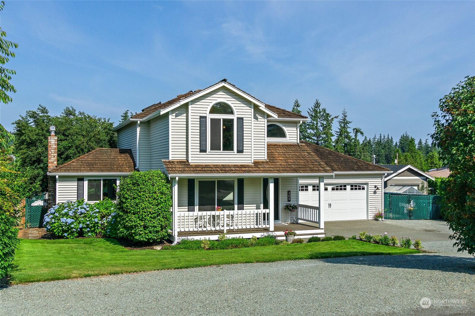 Property Photo:  309 Heather Drive  WA 98282 