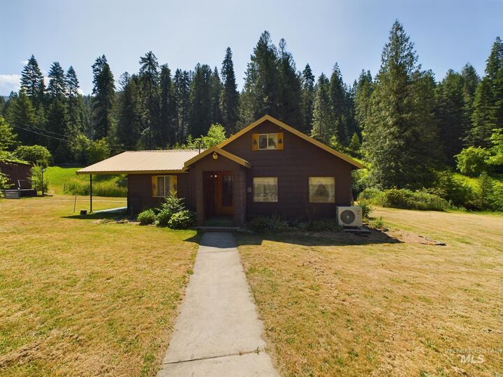 4 bed Harpster home for sale 304 Green Creek Rd, Harpster, ID 83552
