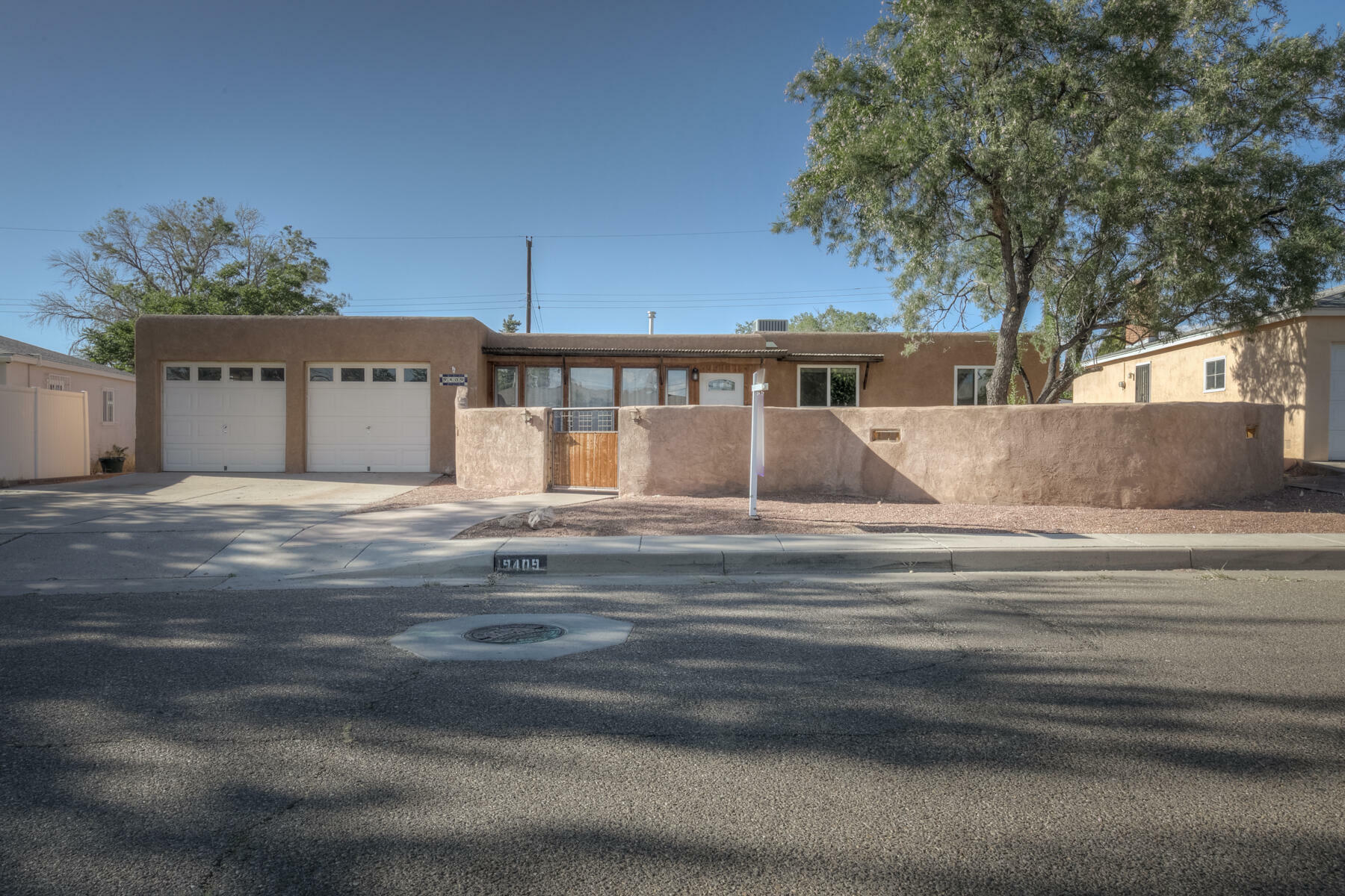 9409 Arvada Avenue NE  Albuquerque NM 87112 photo