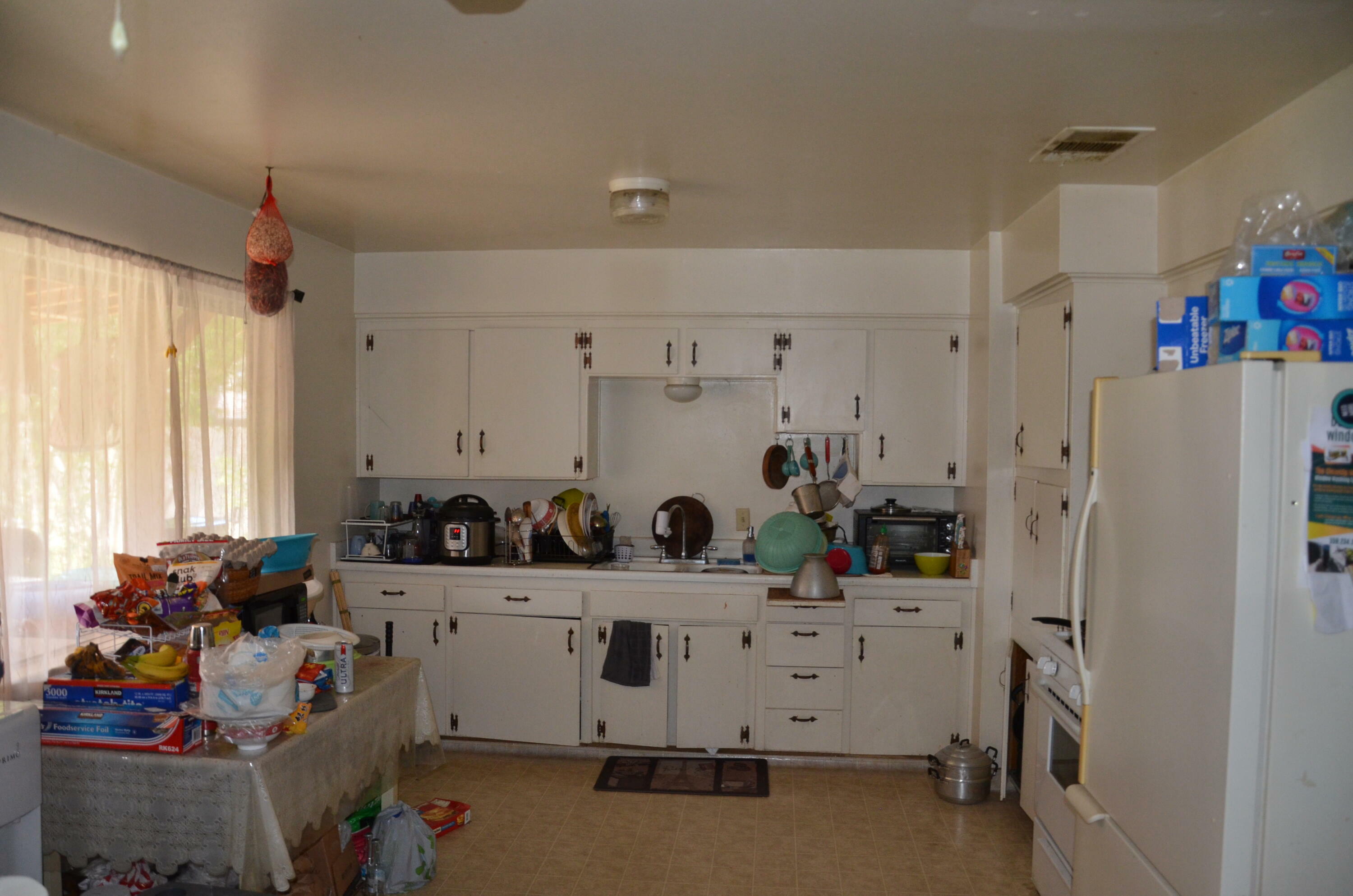 Property Photo:  5054 E Oslin Avenue  CA 93727 