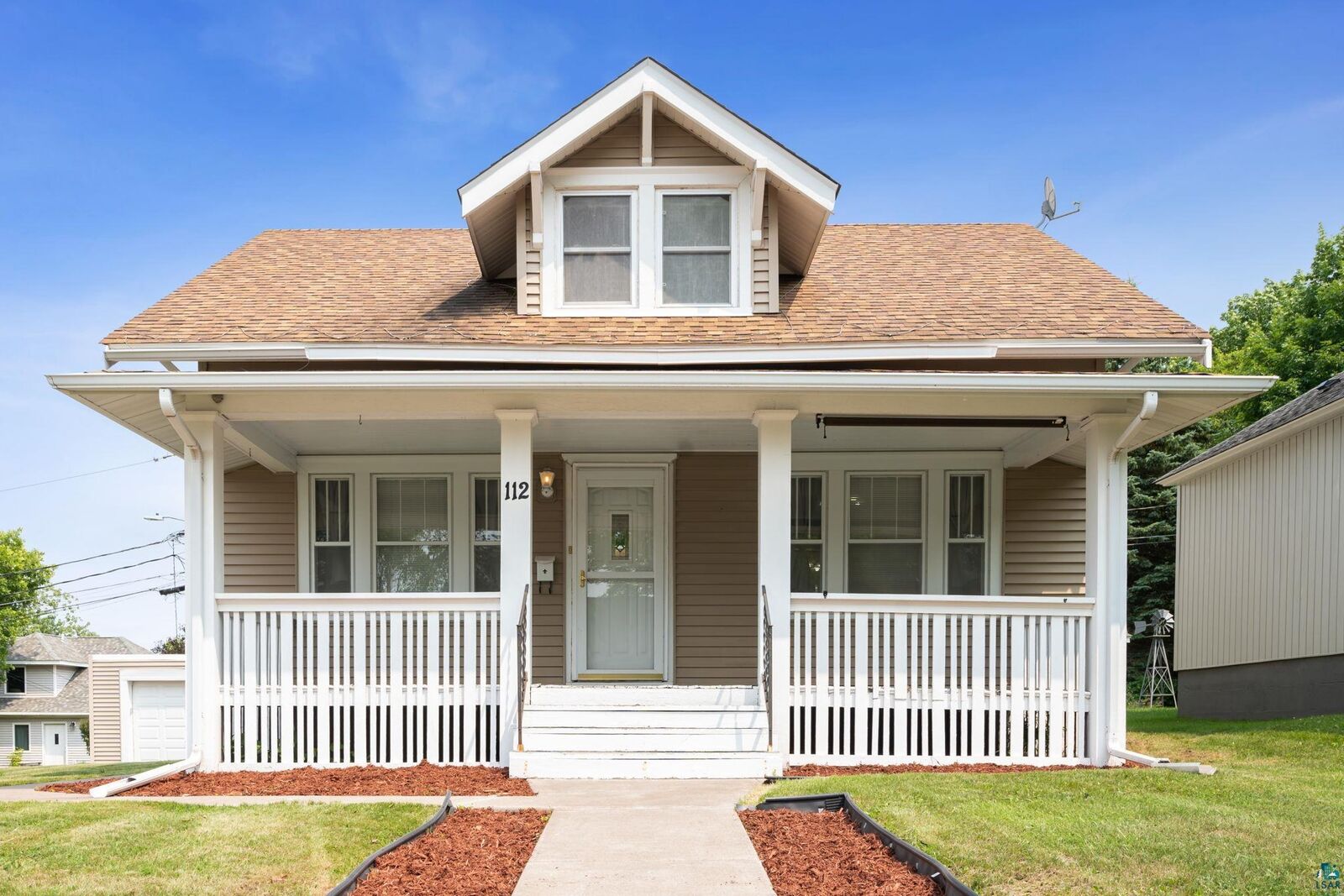 Property Photo: 112 10th St MN 55720