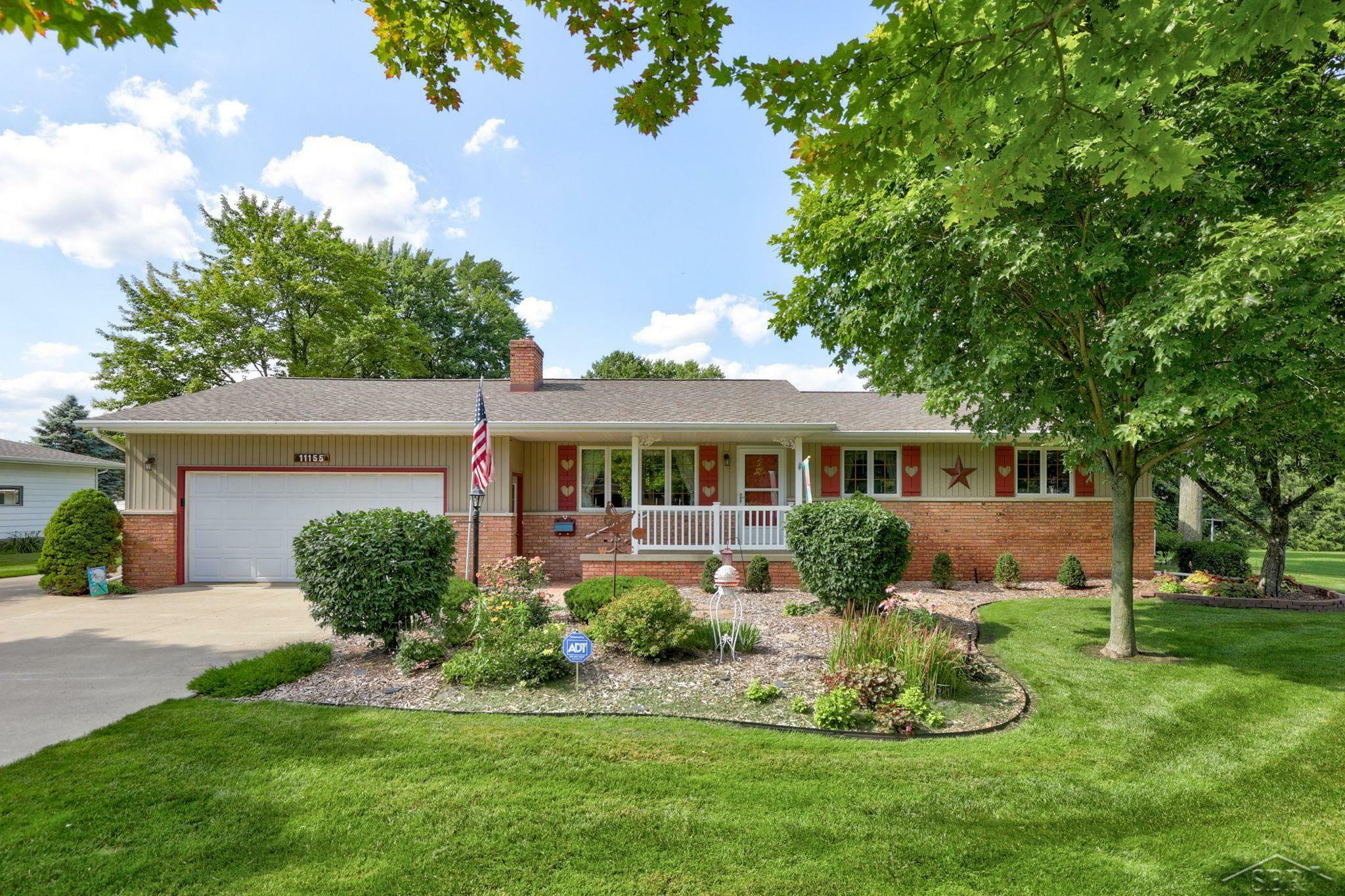 Property Photo:  11155 S Evergreen Dr  MI 48415 