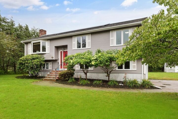 Property Photo:  14 Flintlock Rd.  MA 02067 