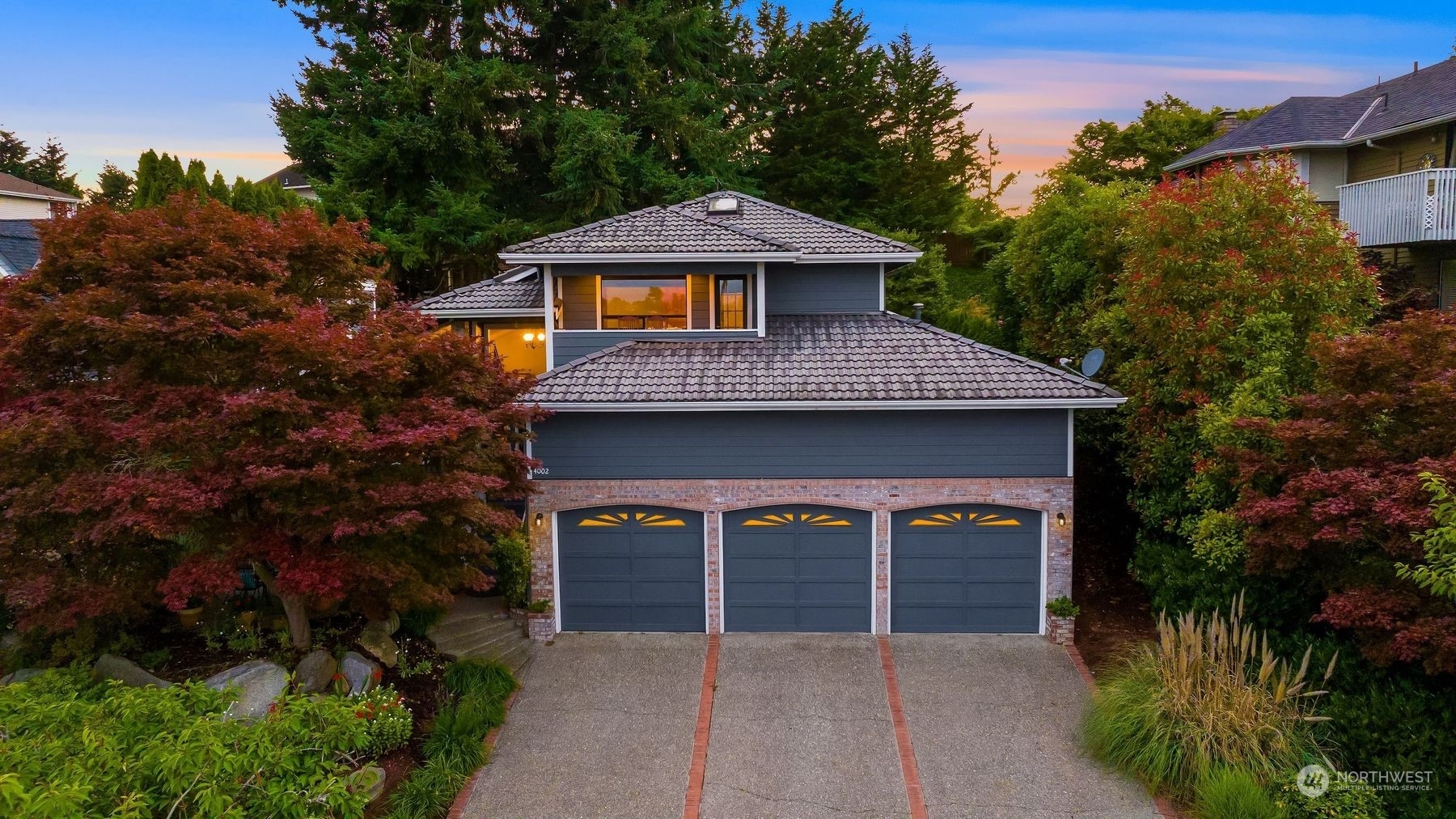 Property Photo: 4002 Nassau Avenue NE WA 98422
