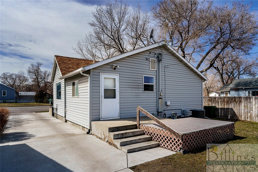 Property Photo:  617 S 32nd Street  MT 59101 