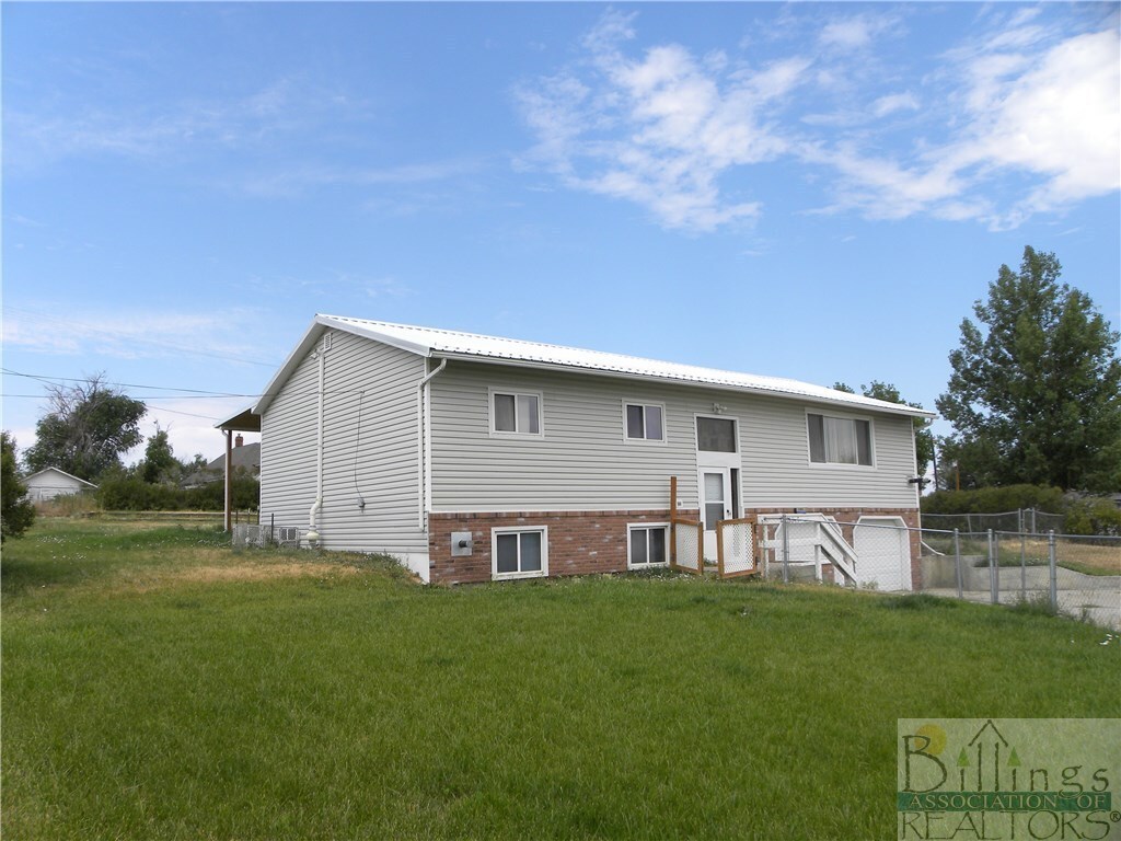 Property Photo: 16654 Iowa Avenue MT 59015
