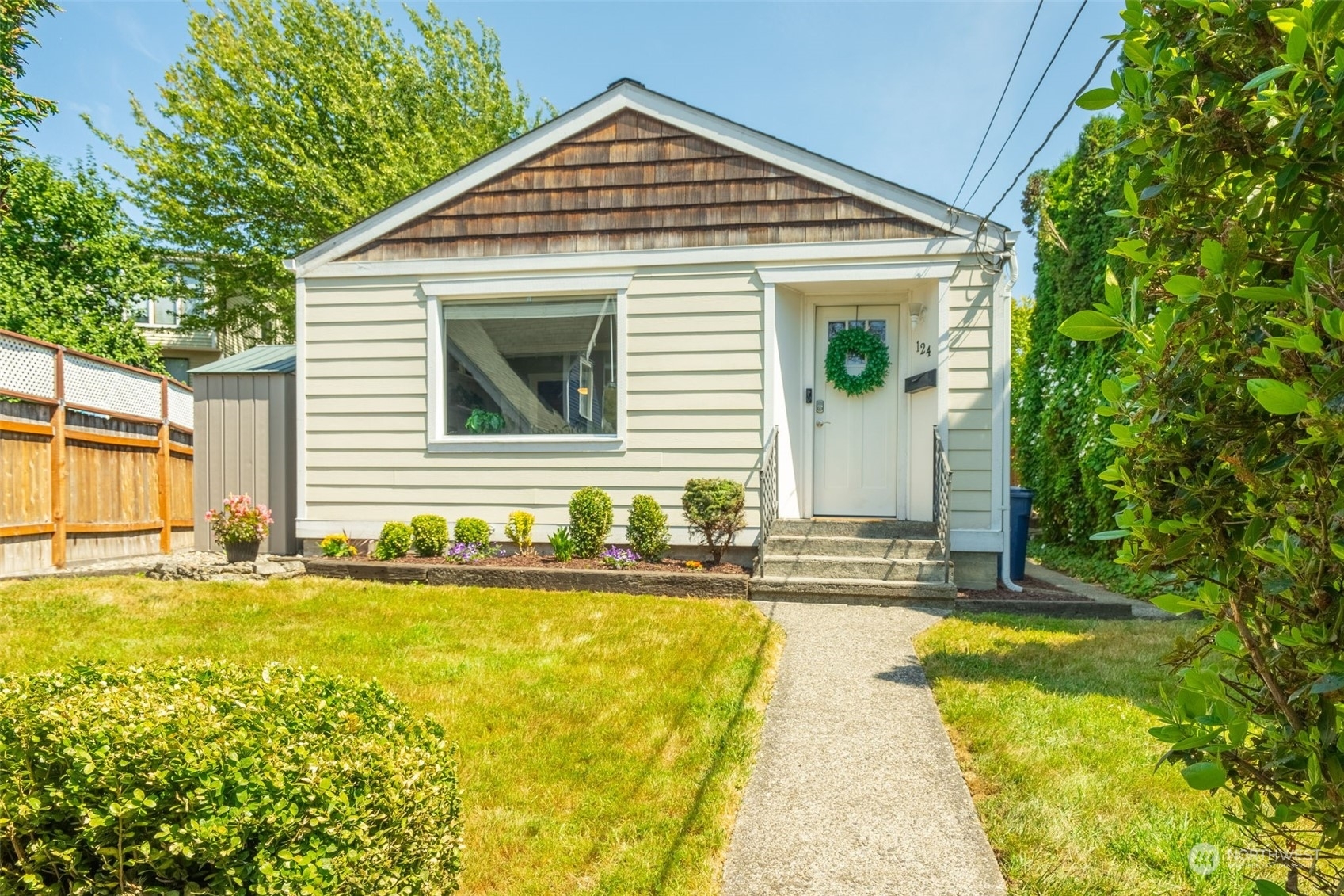 Property Photo:  124 S 6th Street  WA 98274 