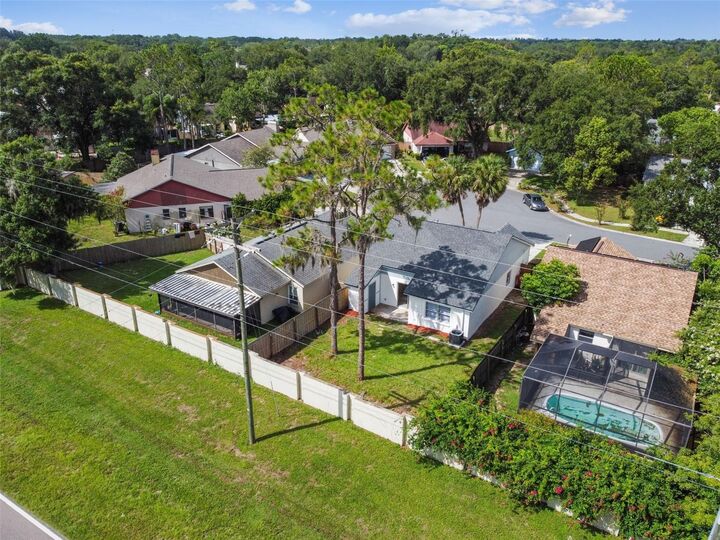 Property Photo:  4618 S Country Hills Court  FL 33566 