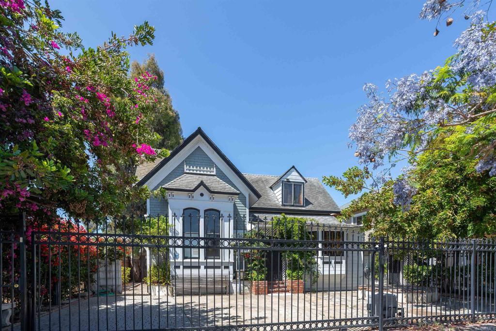 Property Photo: 2341 Irving Avenue CA 92113
