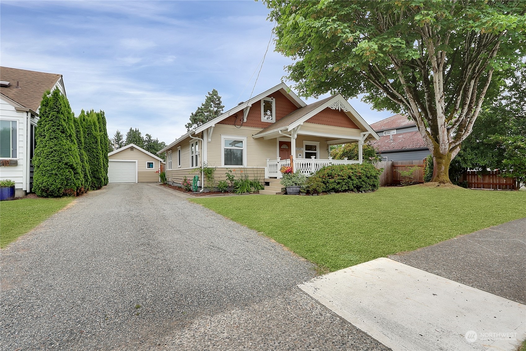 Property Photo:  1320 W Pioneer Avenue  WA 98371 