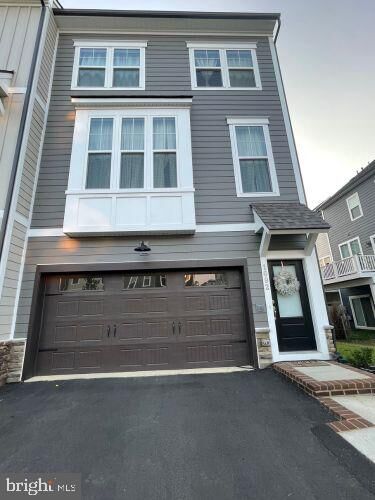 Property Photo:  1692 Beech Leaf Street  VA 22026 