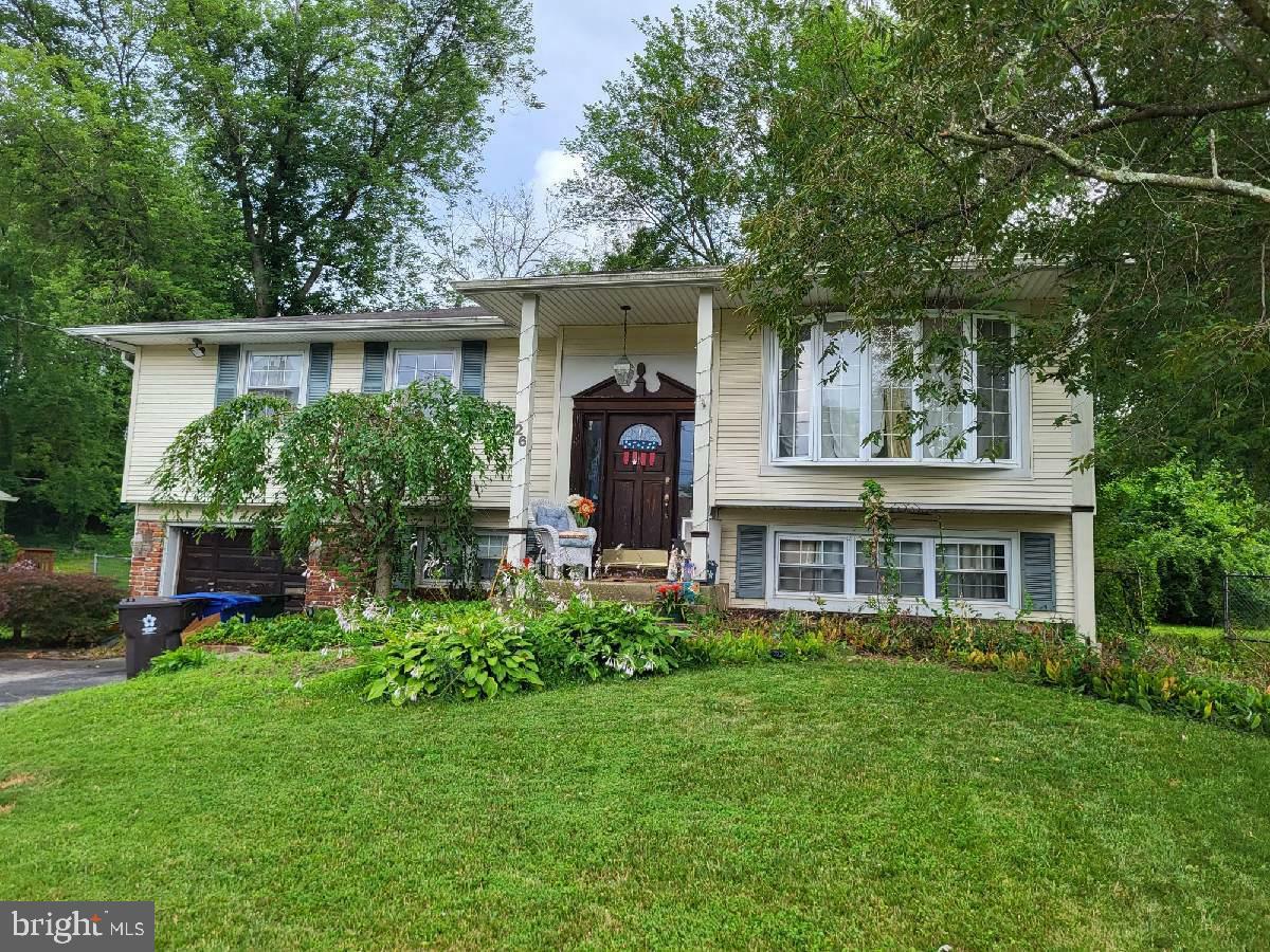 Property Photo:  26 Lehigh Drive  NJ 08075 