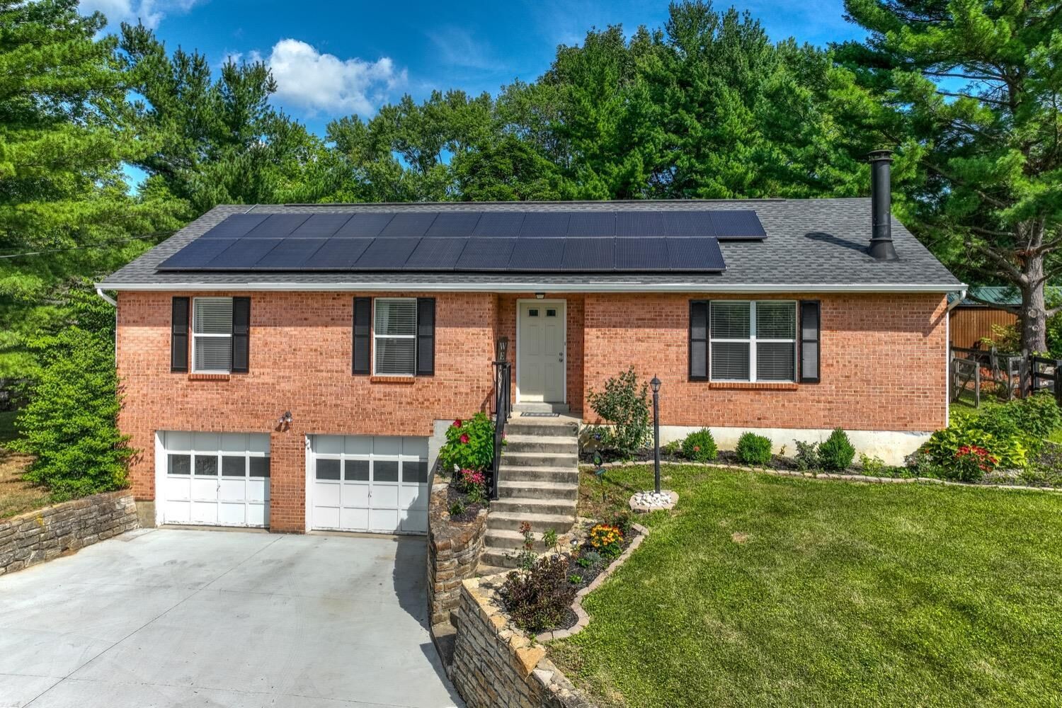 Property Photo:  580 Wards Corner Rd  OH 45140 