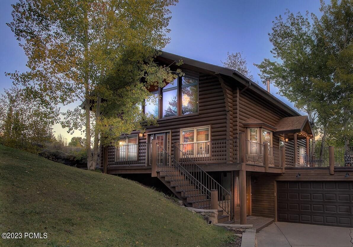 Property Photo:  8955 Lariat Road  UT 84098 