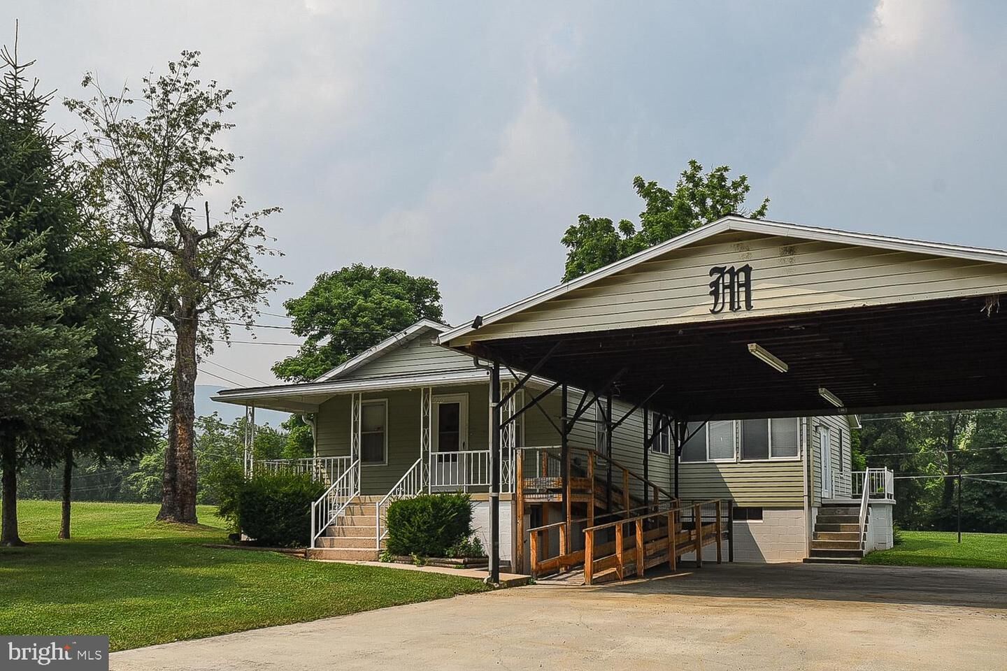 Property Photo:  13527 Fir Tree Lane  MD 21502 