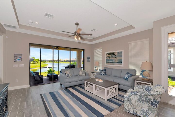 Property Photo:  5332 Rushmere Court  FL 34221 