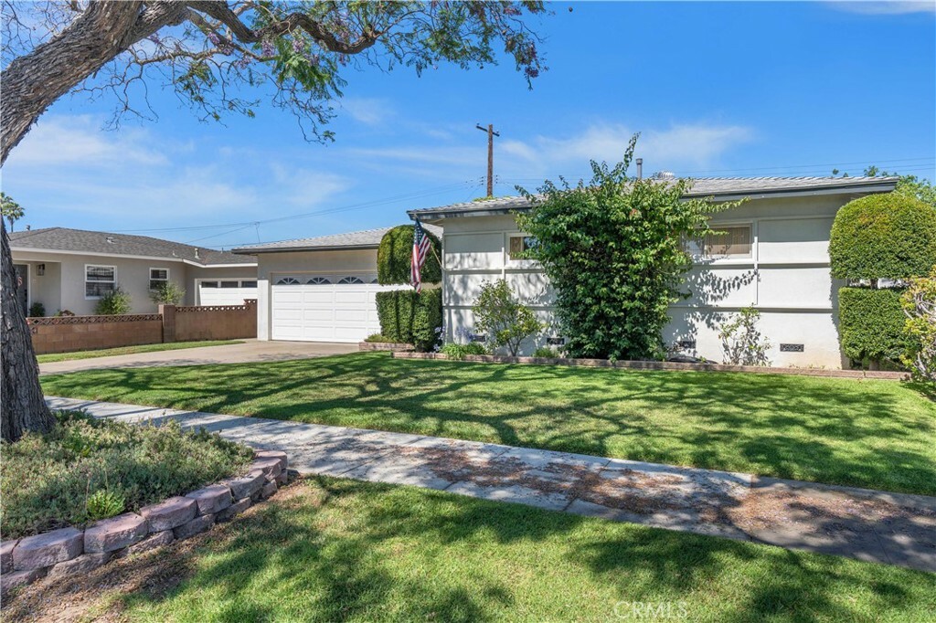 Property Photo:  834 N Hart Street  CA 92867 