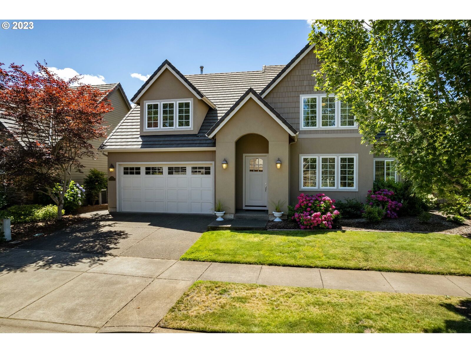 Property Photo:  2210 Turnberry Ct  OR 97401 