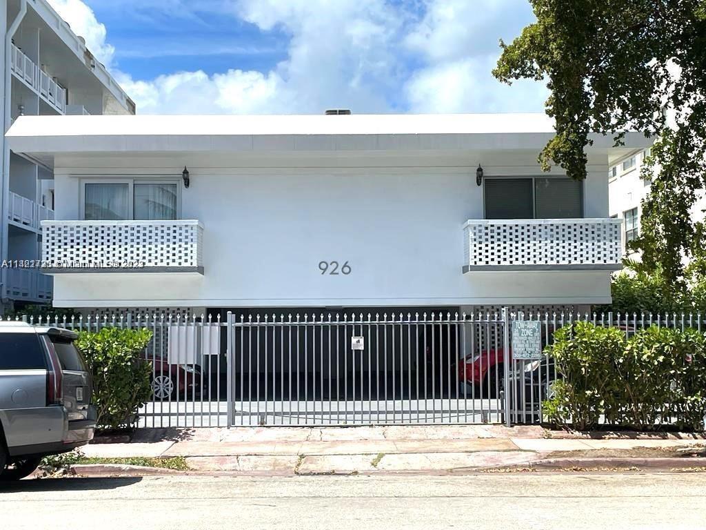 Property Photo:  926 Michigan Ave 3  FL 33139 